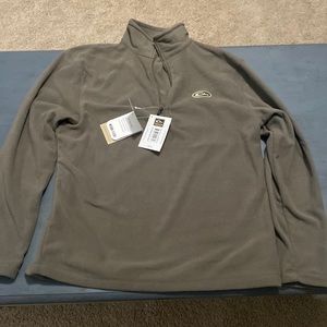 Drake Camp Fleece 1/4 zip. Color - Moss. Size Lg. New with tags